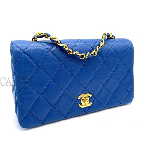 pochette chanel blu|borse Chanel foto.